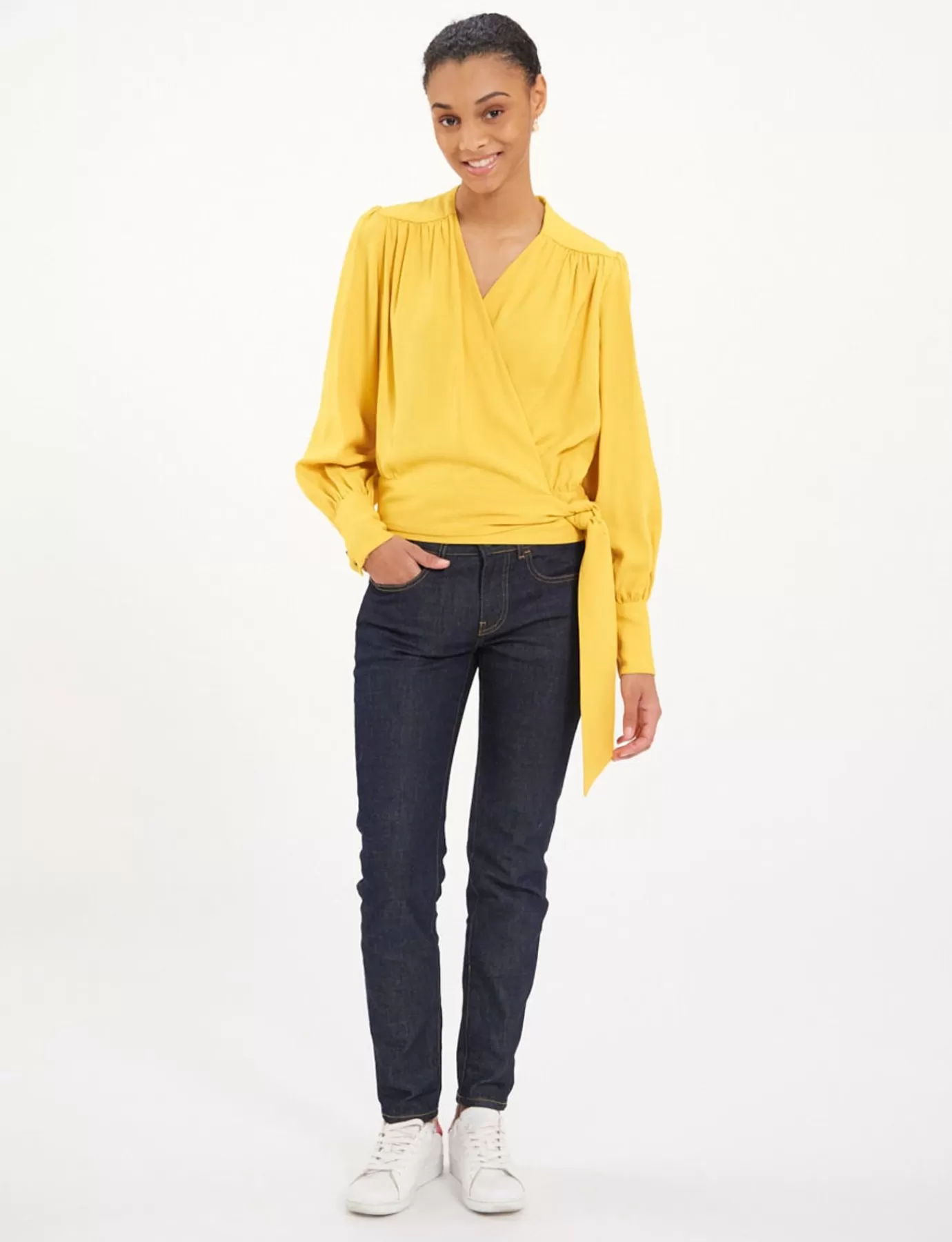 Ines De La Fressange Paris Blouse coupe ample en crêpe Elena jaune