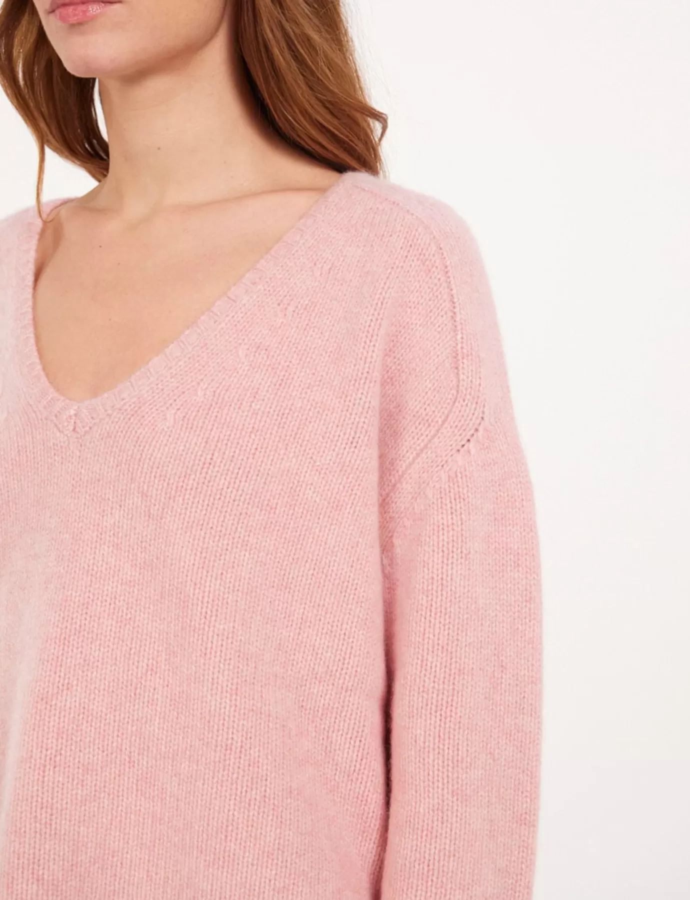 Ines De La Fressange Paris Pull col V rose manches marteaux x Notshy