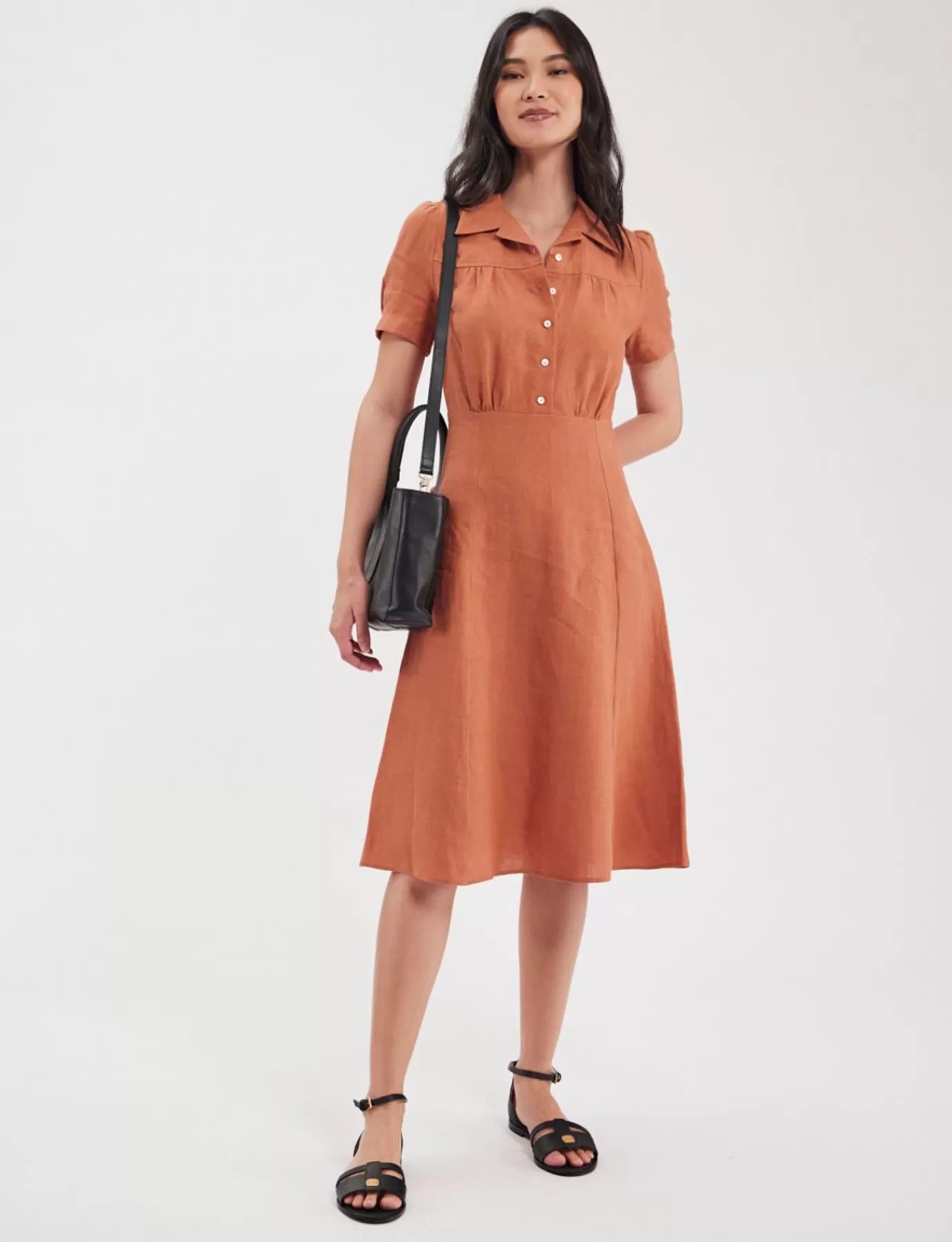 Ines De La Fressange Paris Robe Angèle en lin caramel