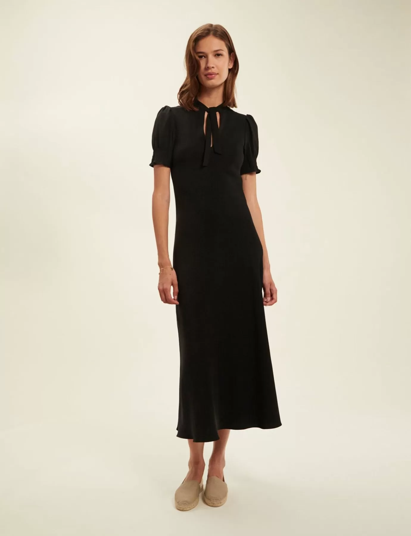 Ines De La Fressange Paris Robe Cerise noire originale